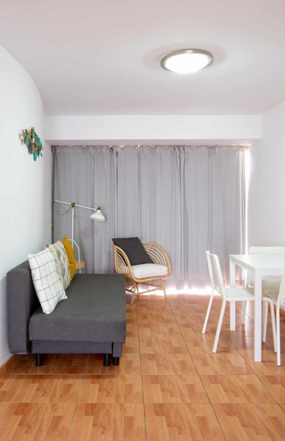 Apartamento Maypa 2 Salitre メロネラス エクステリア 写真